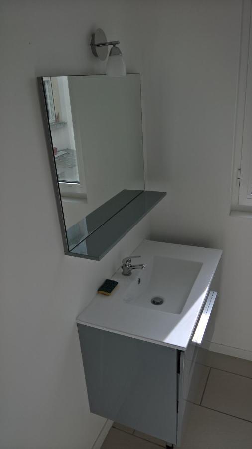 T4 Centre Apartment Lourdes